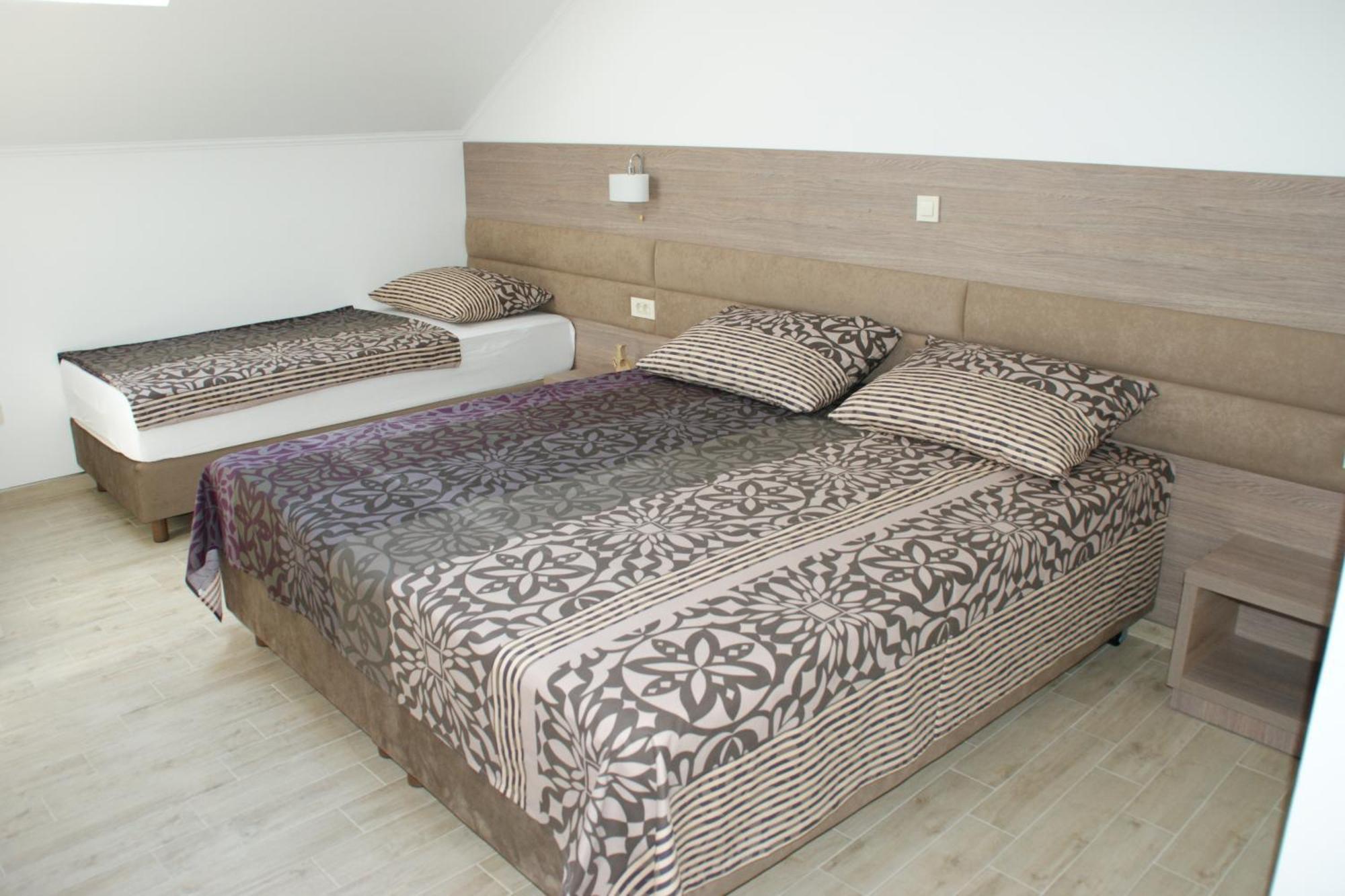 Villa Martini - Apartments & Rooms Vukovar Room photo